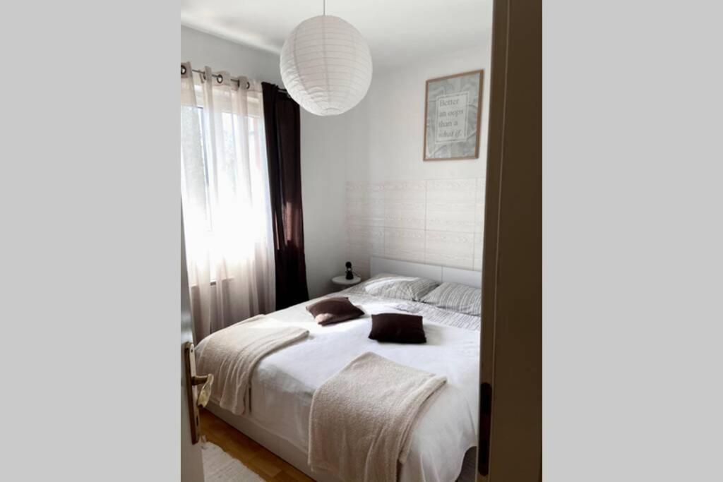 Cozy Apartment Umag Exterior photo