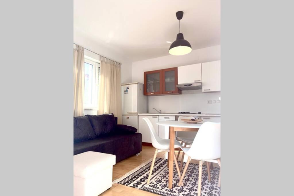Cozy Apartment Umag Exterior photo